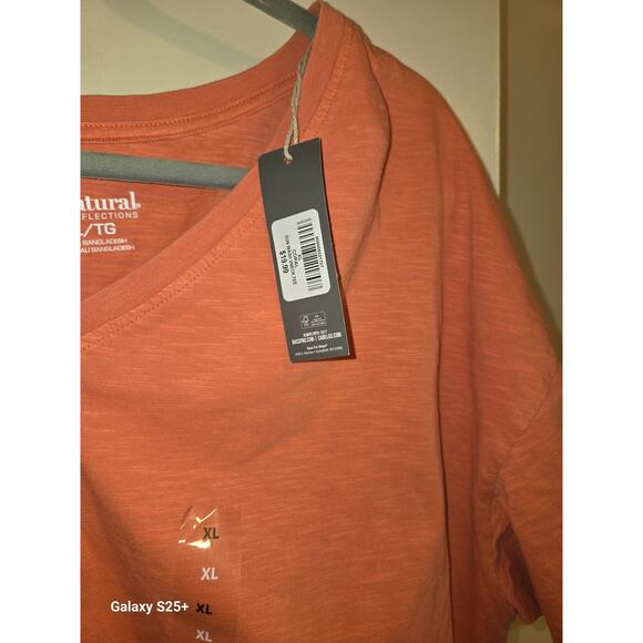 Natural reflections v neck - Picture 2 of 3